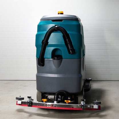 Rankiniu būdu stumiama grindų plovimo mašina Veltra P3