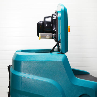 Rankiniu būdu stumiama grindų plovimo mašina Veltra P4